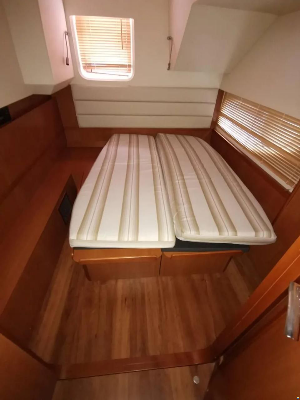 AQUILA 48