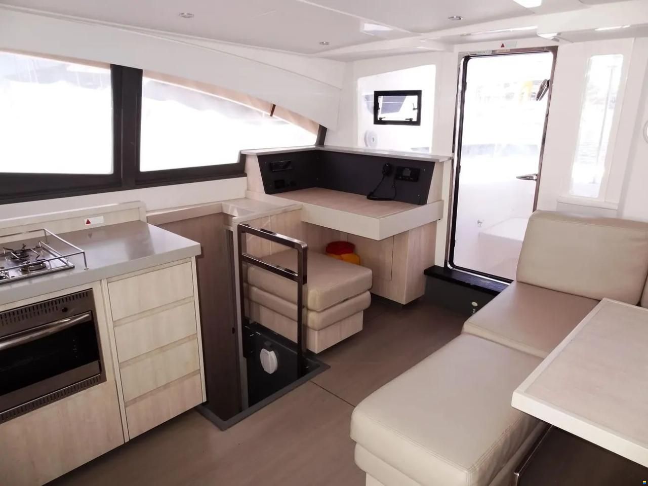 Leopard 51 Powercat