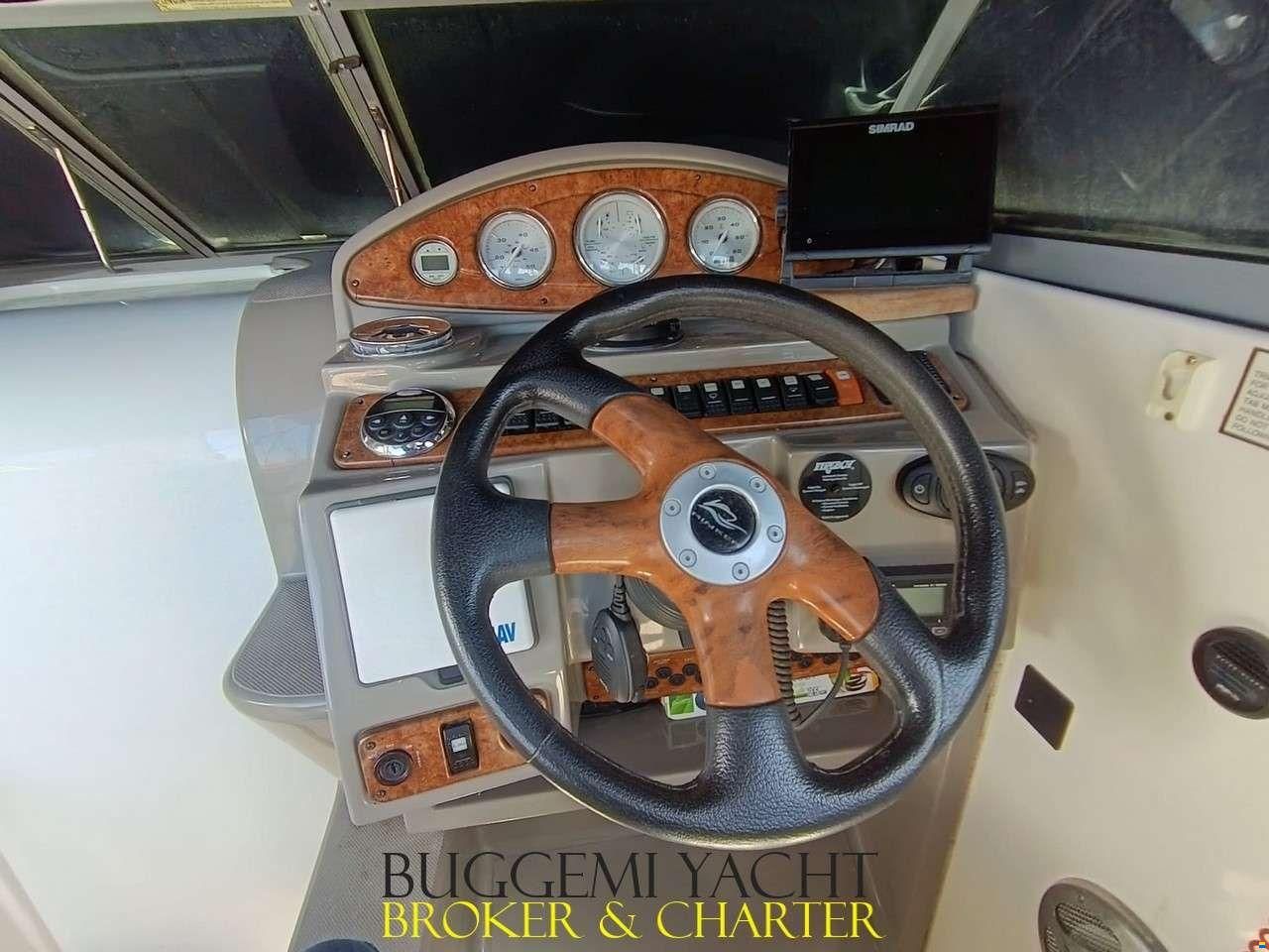 Rinker 260