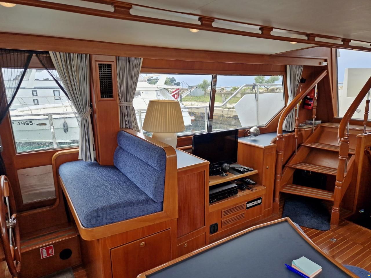 Trader 535 Signature