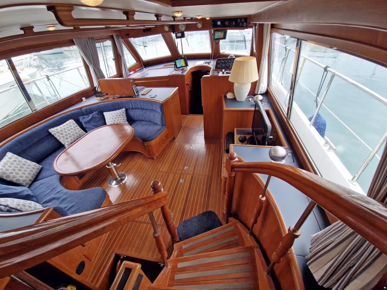 Trader 535 Signature