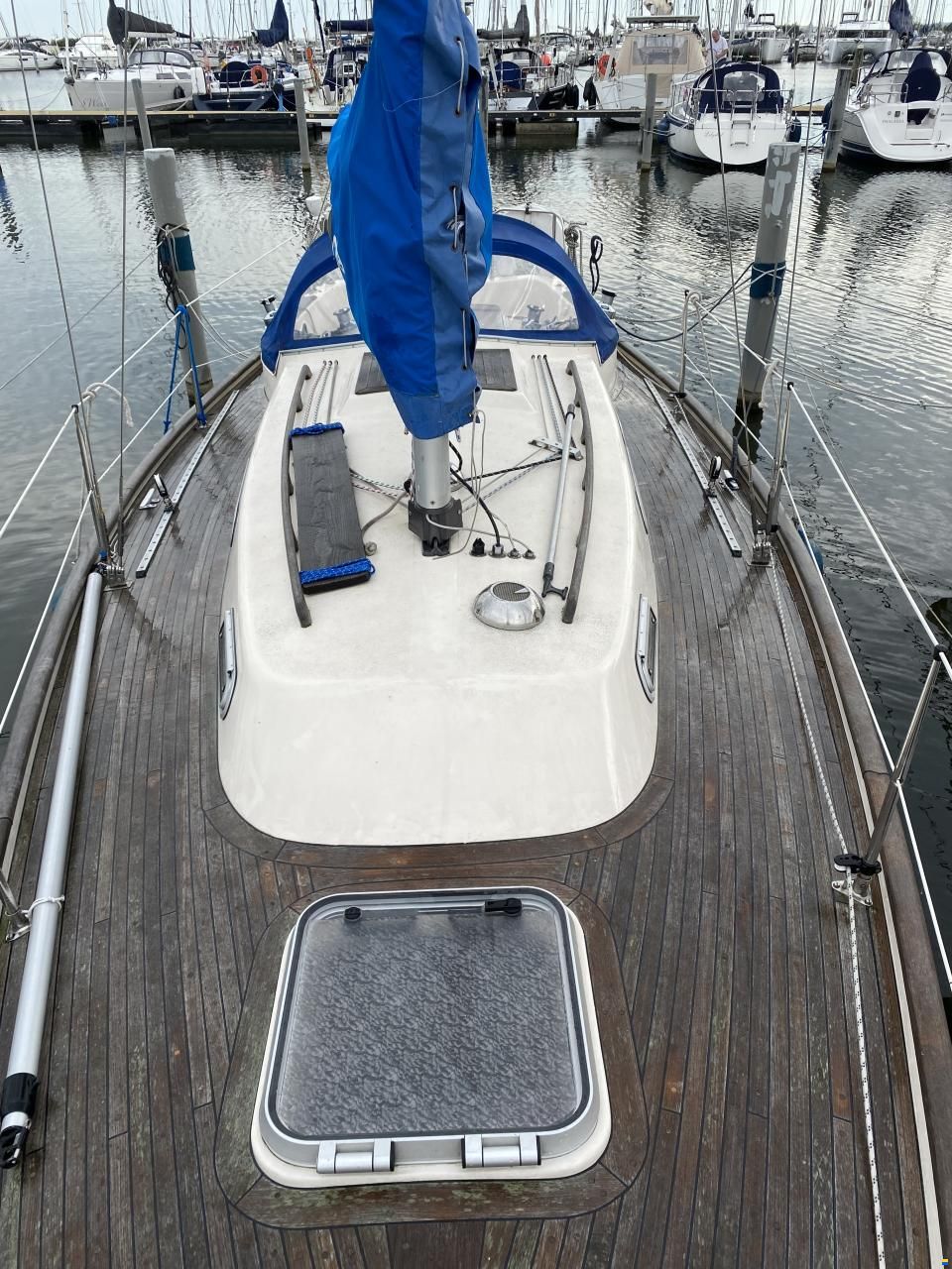 Hallberg-Rassy HR29