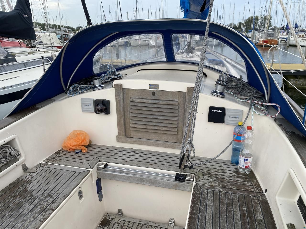 Hallberg-Rassy HR29