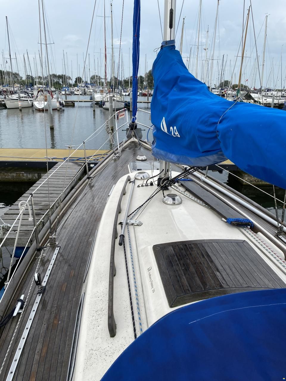 Hallberg-Rassy HR29