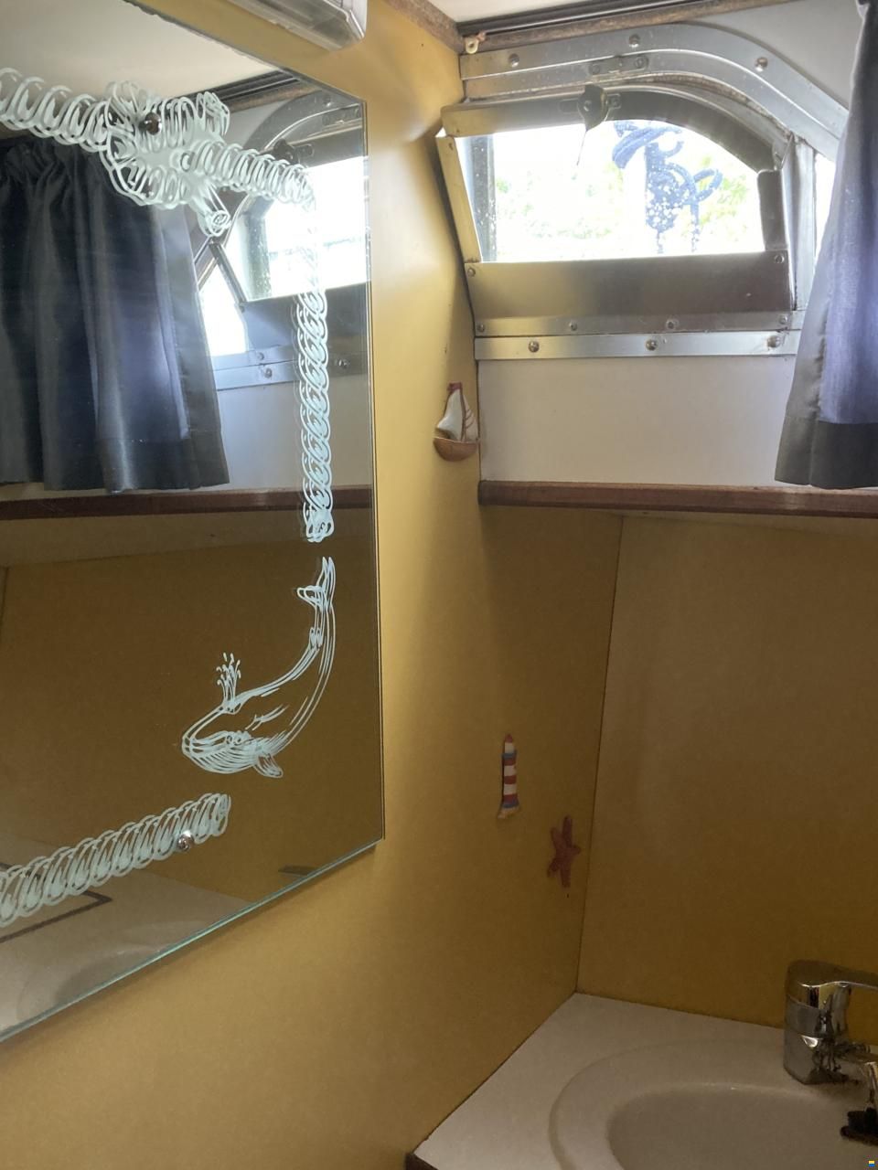 Broom Continental 37