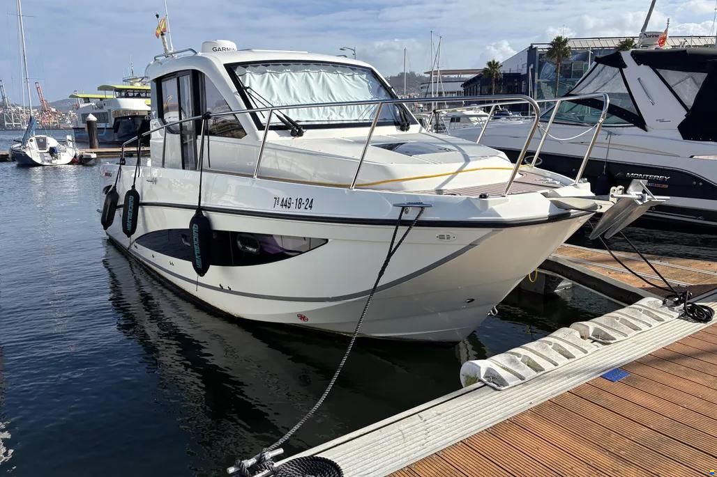 Quicksilver 905 Weekend