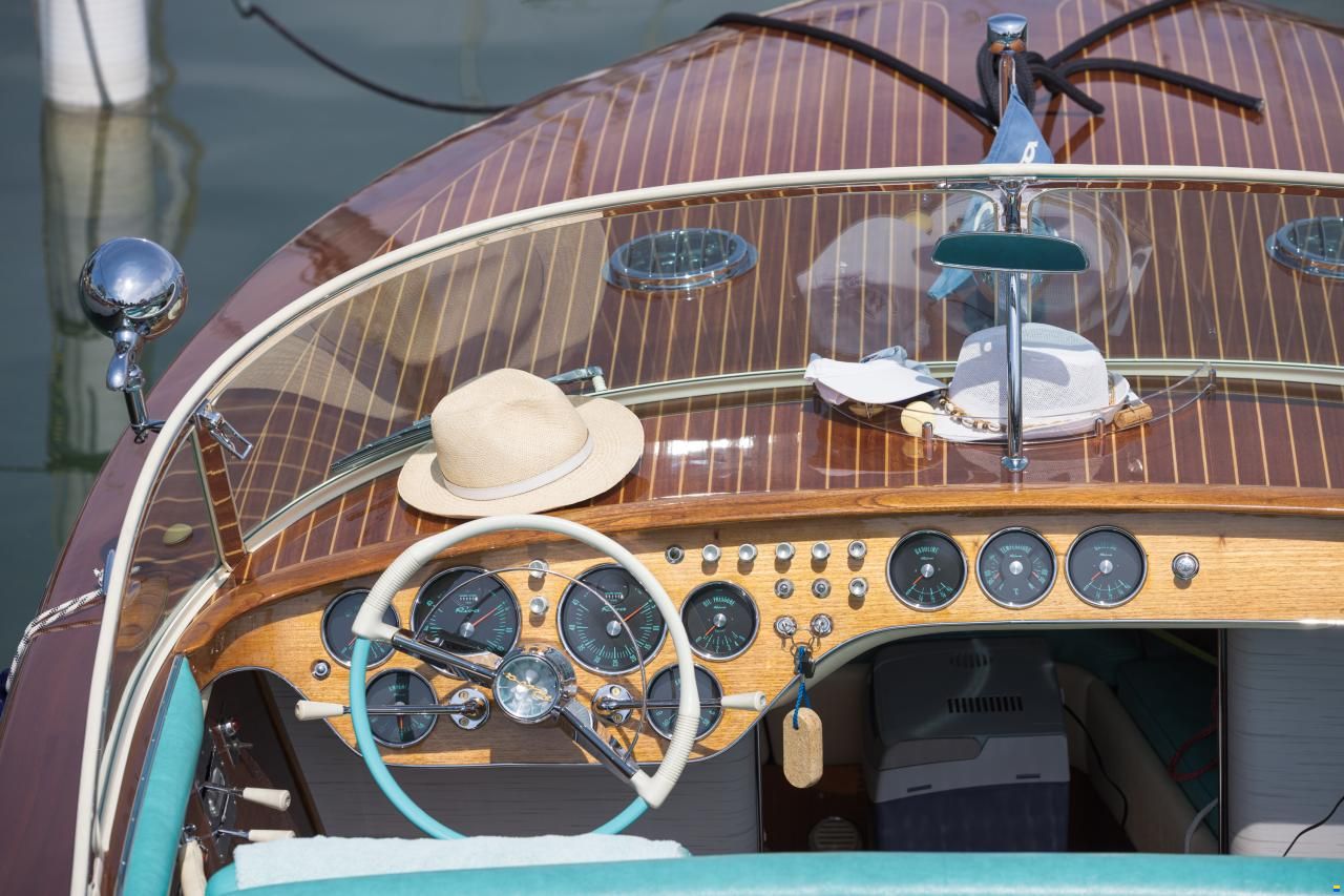 Riva Tritone