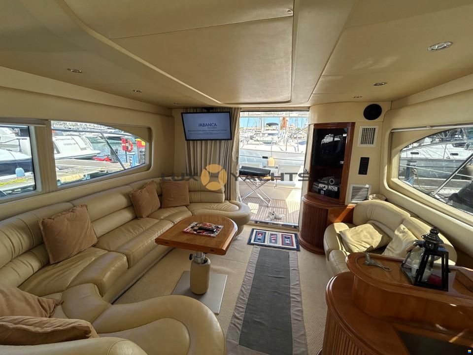 Azimut 46