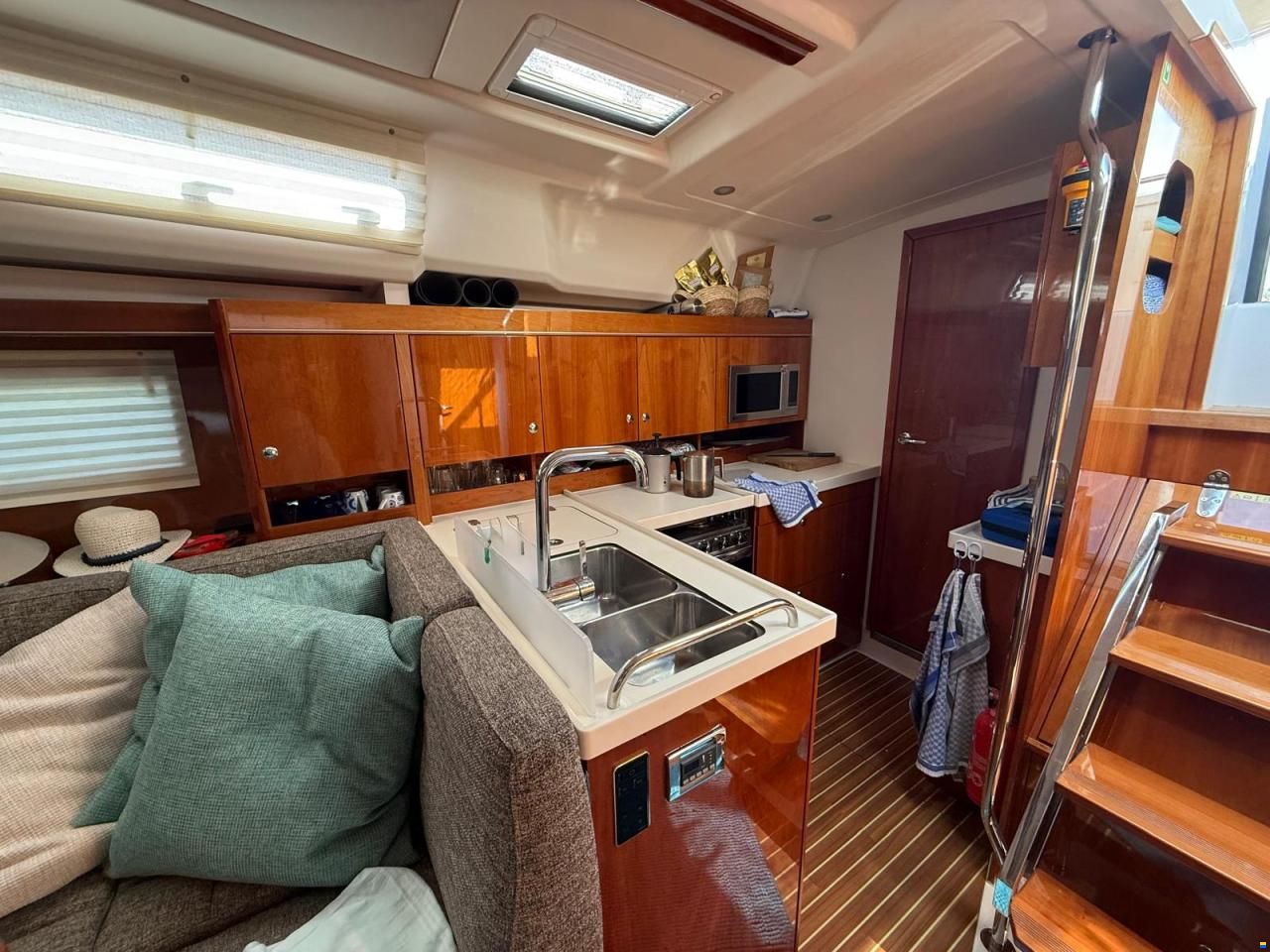 Hanse 455