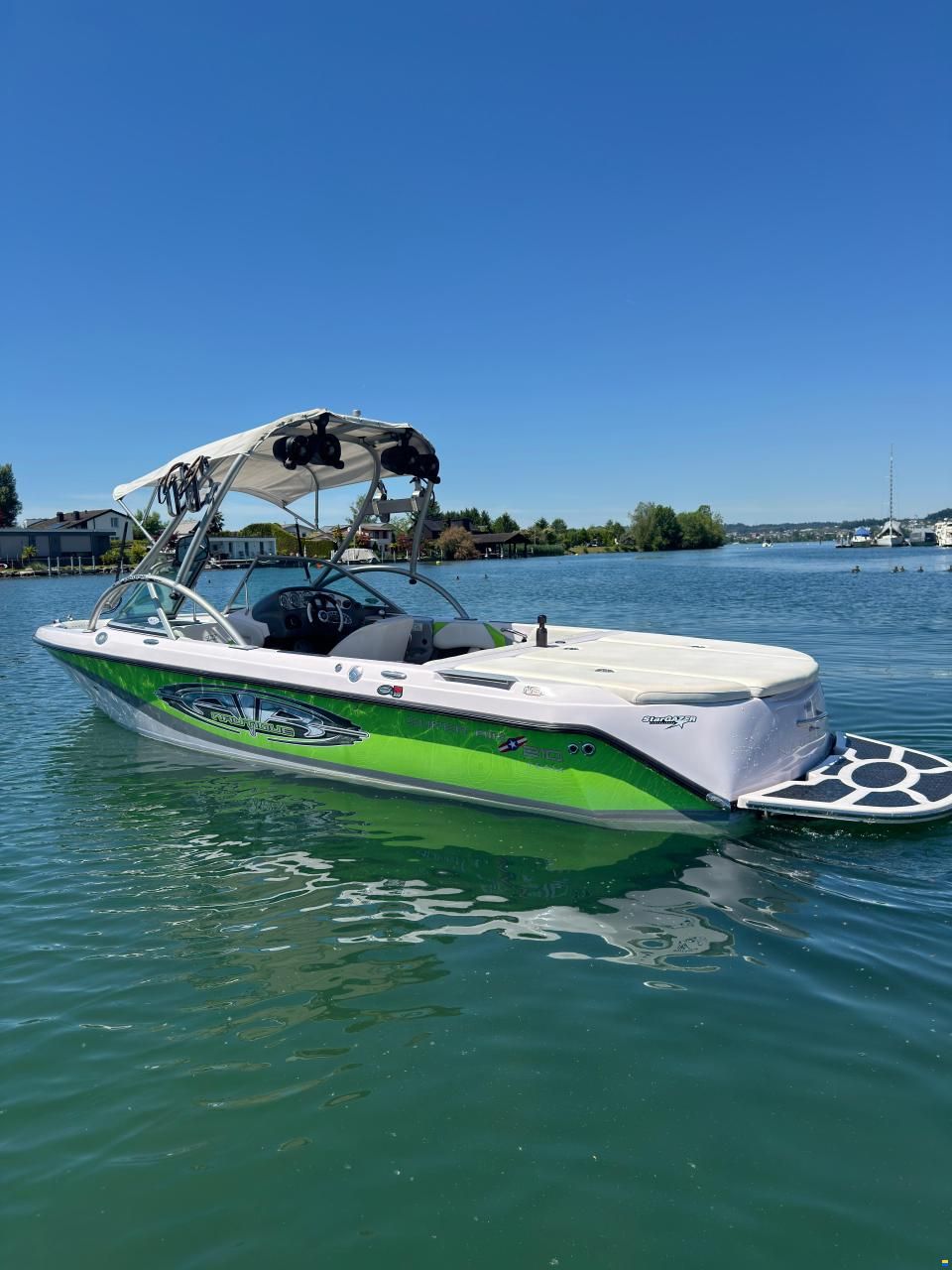 Correct Craft Super Air Nautique 210 TE