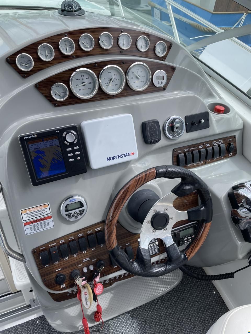 Bayliner 335 Cruiser