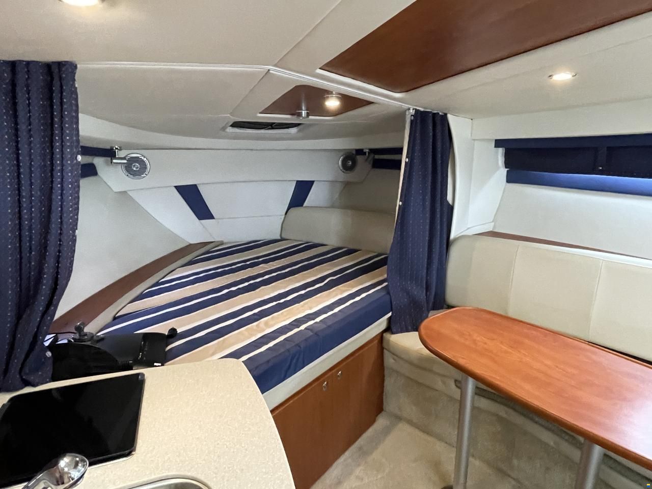 Bayliner 335 Cruiser