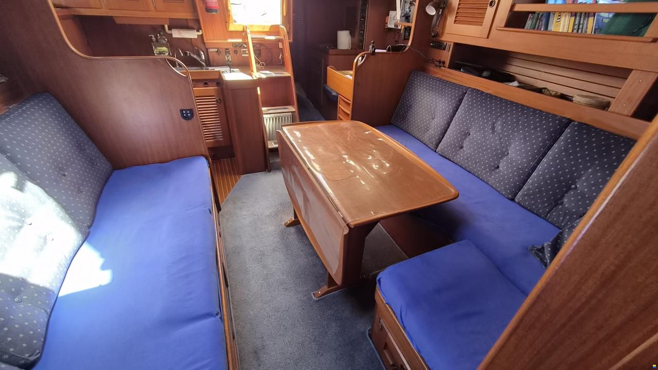 Hallberg-Rassy HR 42 E