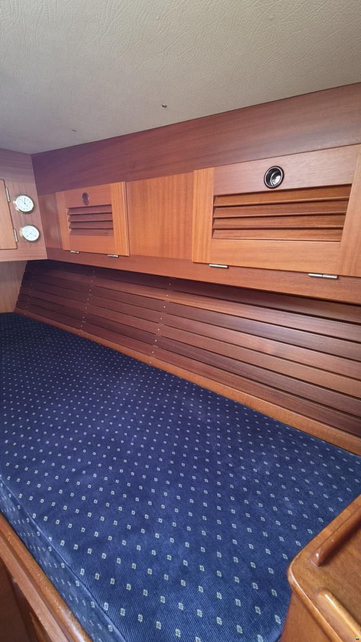 Hallberg-Rassy HR 42 E