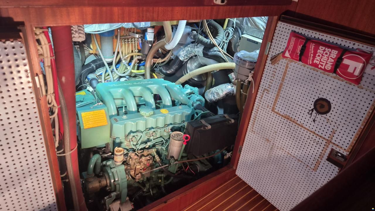 Hallberg-Rassy HR 42 E