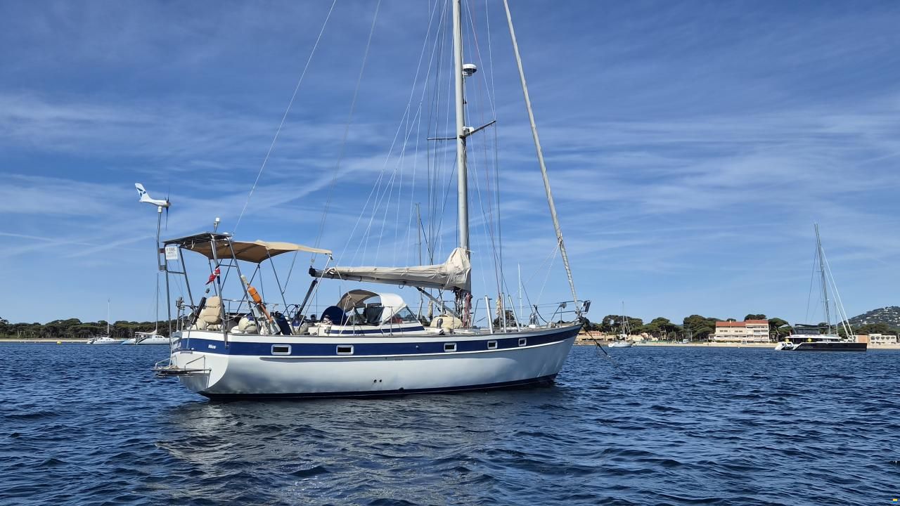 Hallberg-Rassy HR 42 E