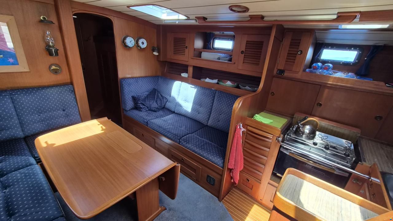 Hallberg-Rassy HR 42 E