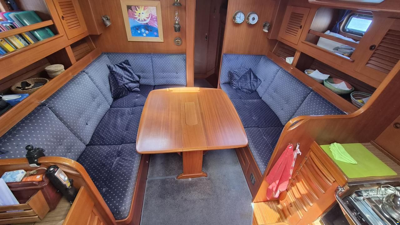 Hallberg-Rassy HR 42 E