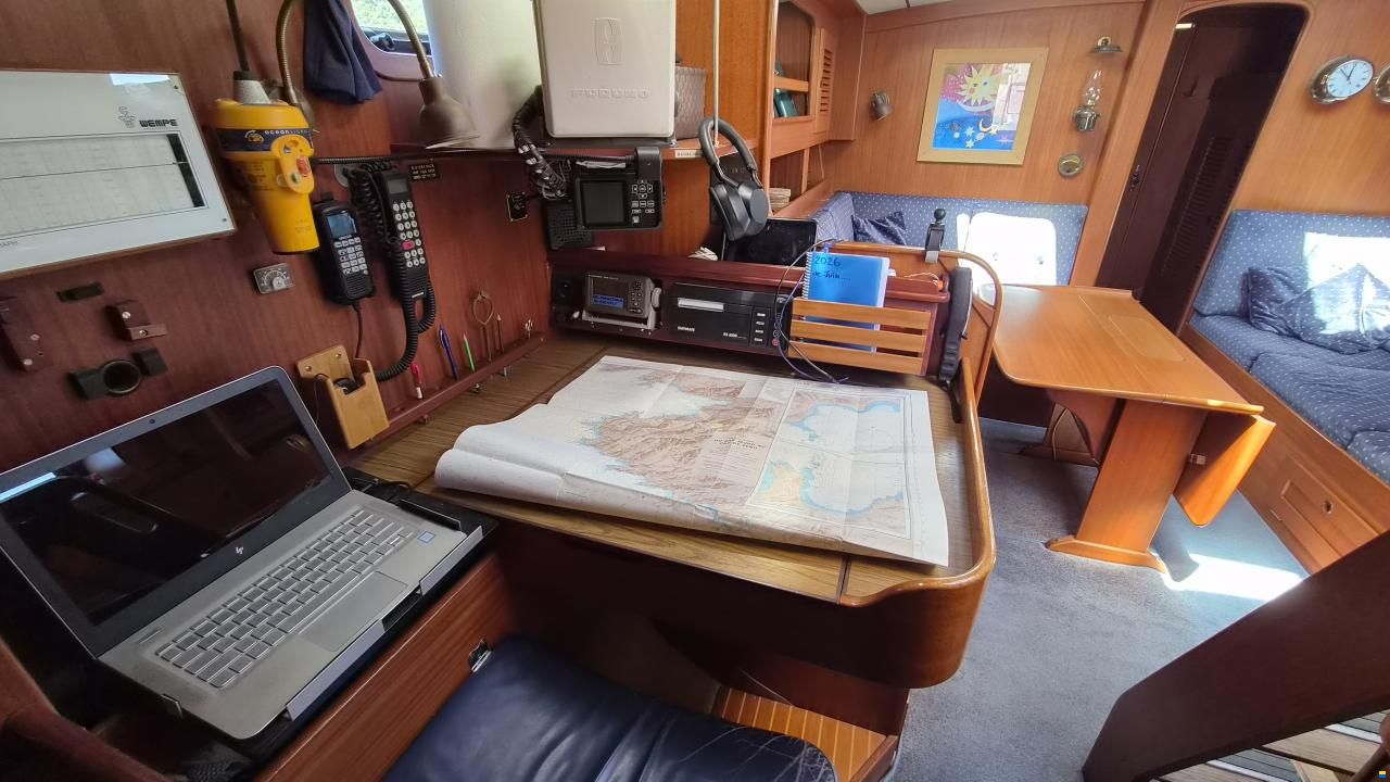 Hallberg-Rassy HR 42 E
