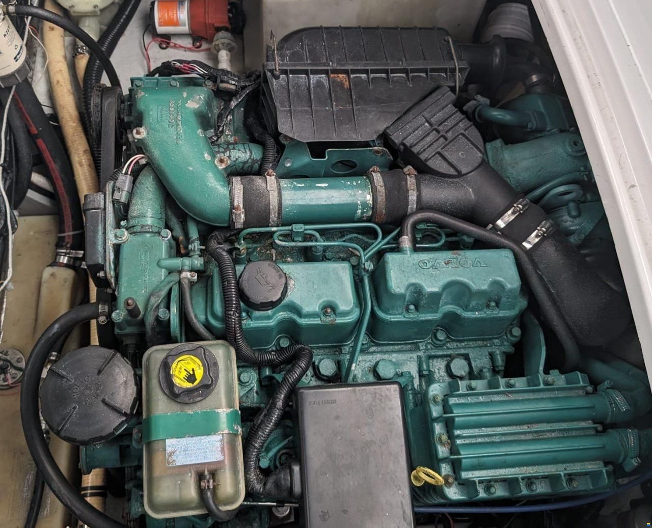 FOUR WINNS 248 TOP DIESEL