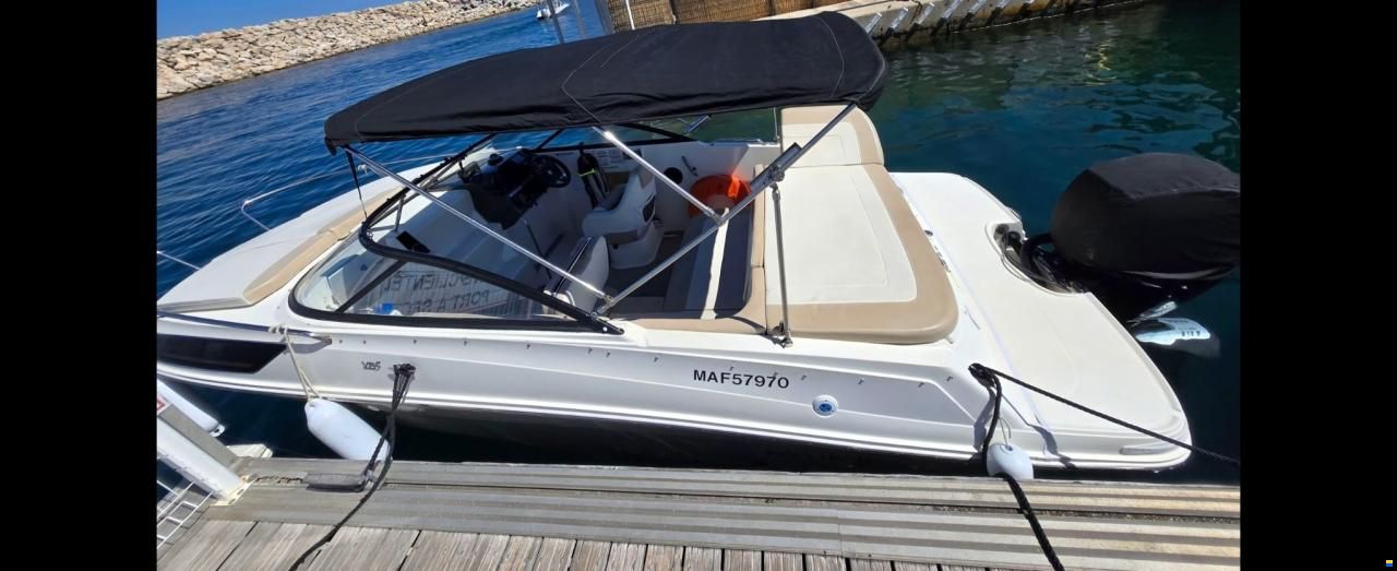 Bayliner VR5 Cuddy