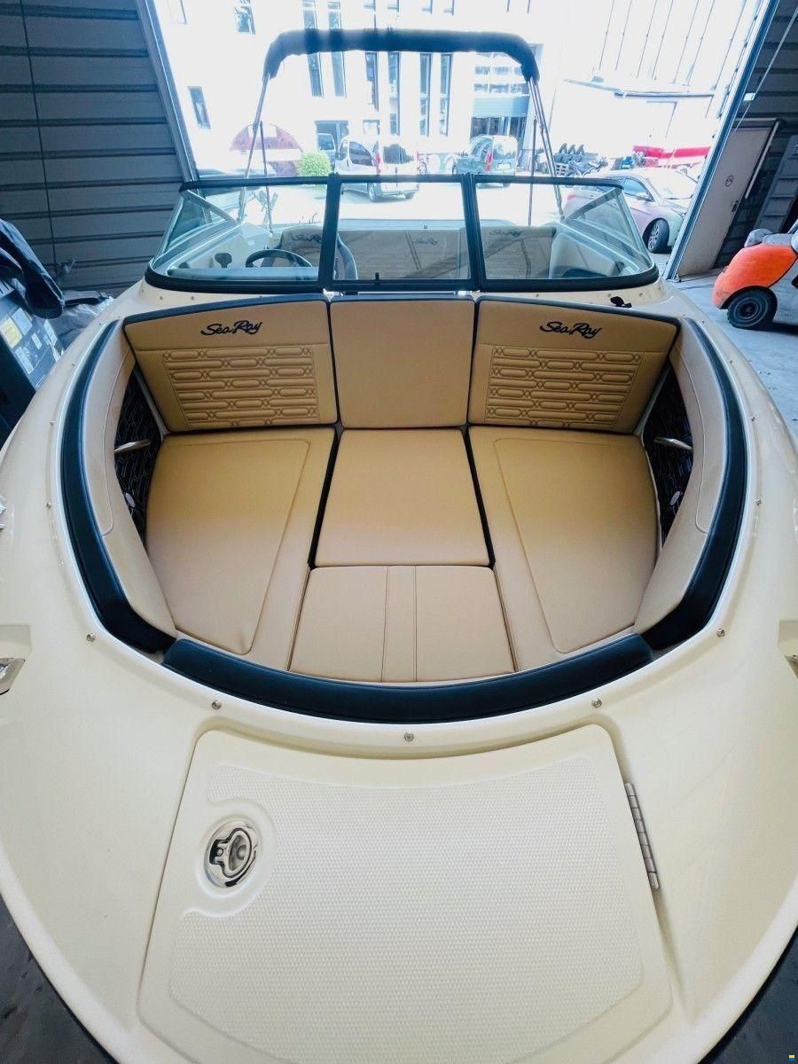 Sea Ray 190 SPX