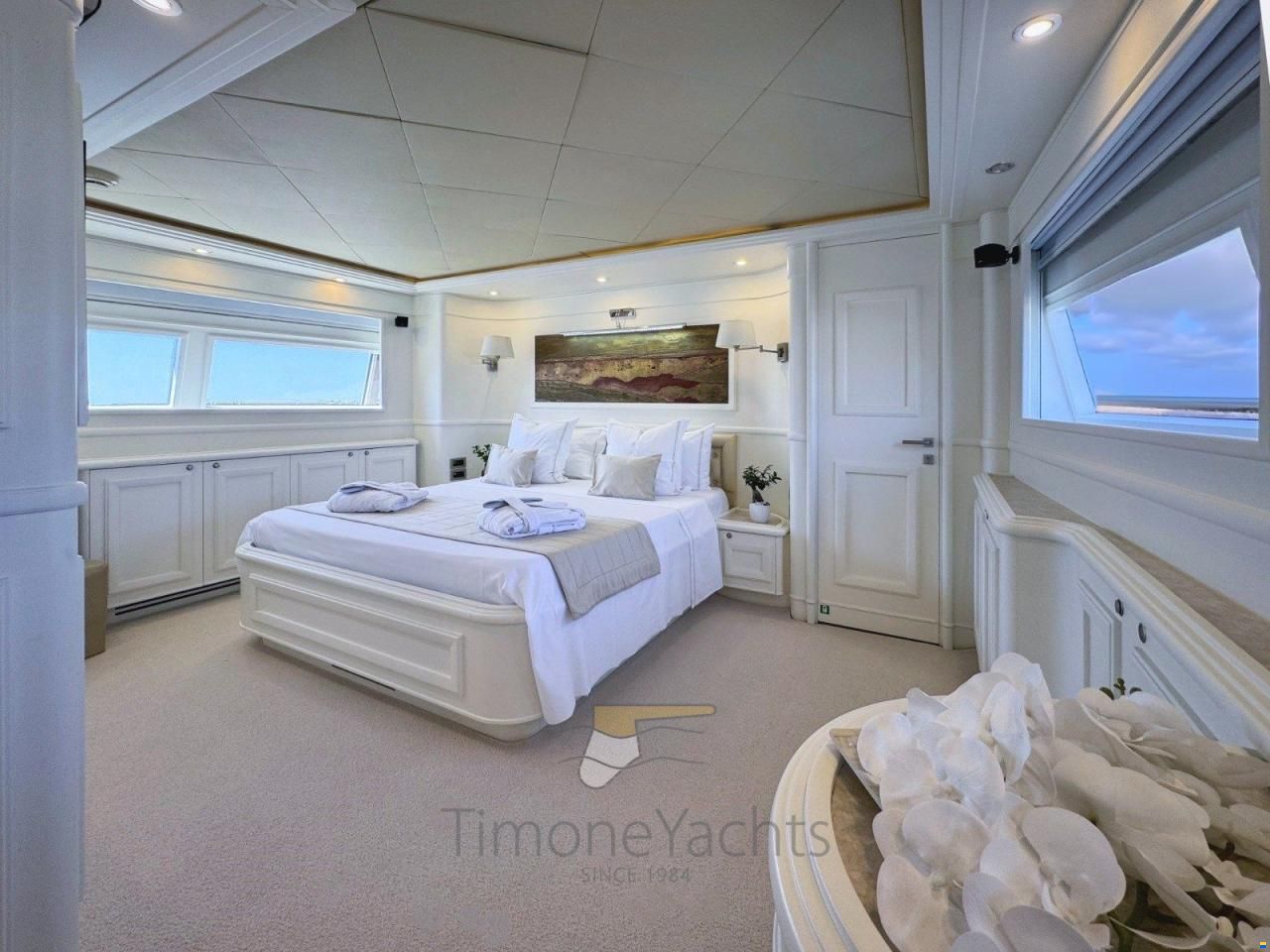 Custom Line Navetta 30