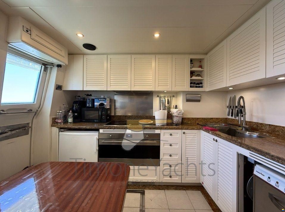Custom Line Navetta 30