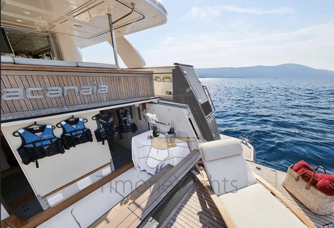 Custom Line Navetta 30