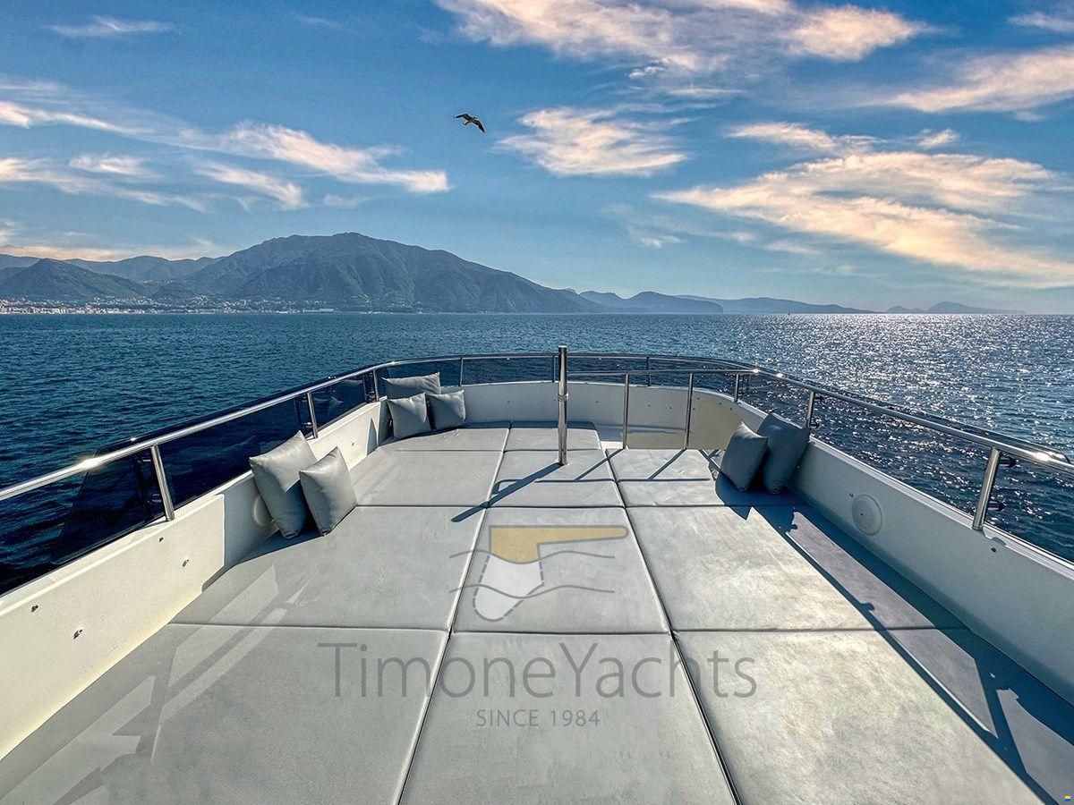 Custom Line Navetta 30