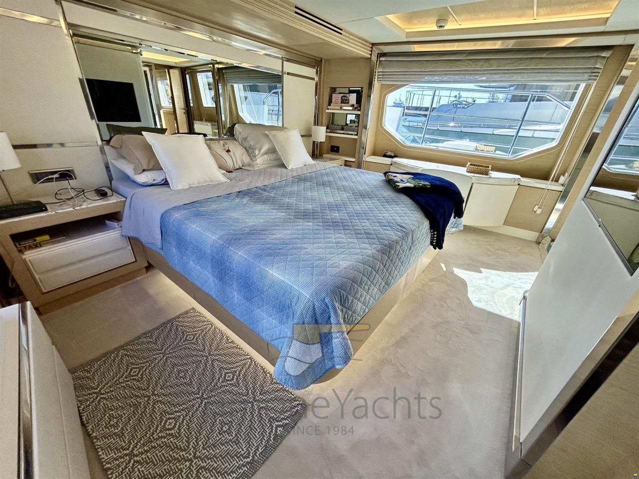 Benetti Delfino 93'