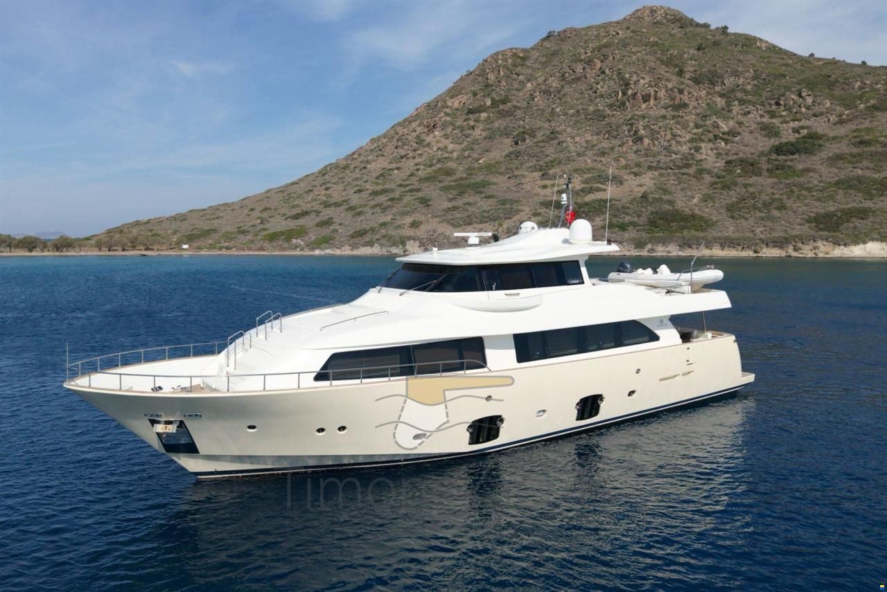 Custom Line Navetta 26