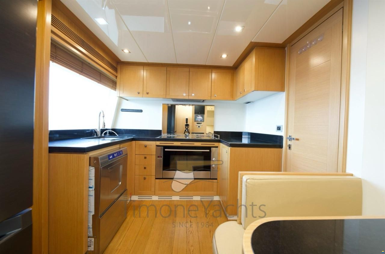 Custom Line Navetta 26