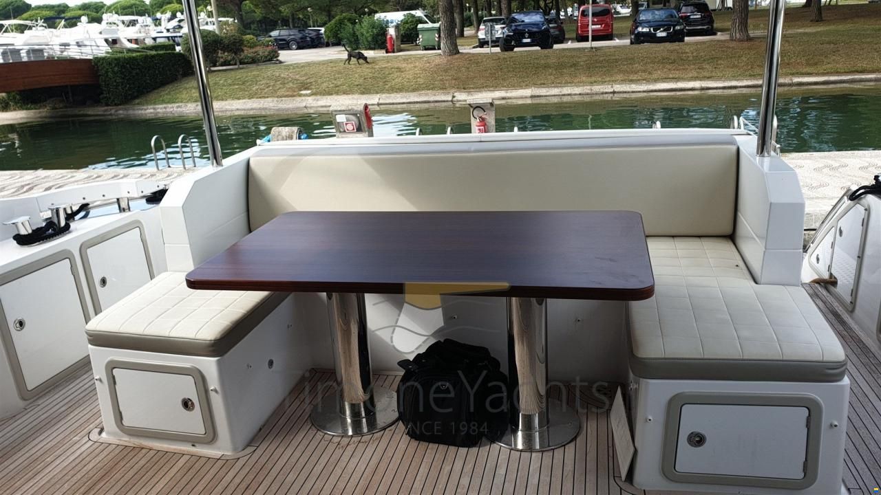 Azimut 66 Flybridge
