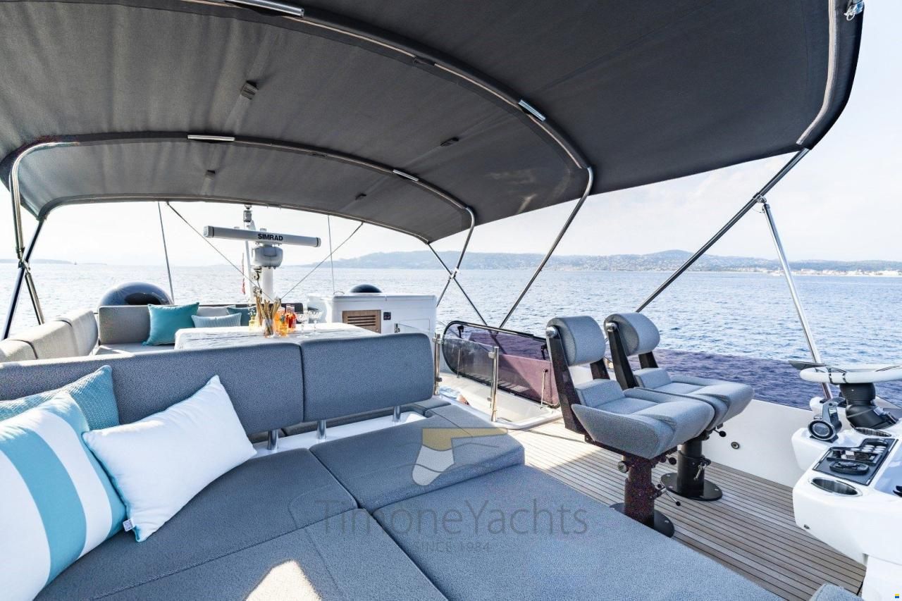 Sunseeker 74 Sport Yacht