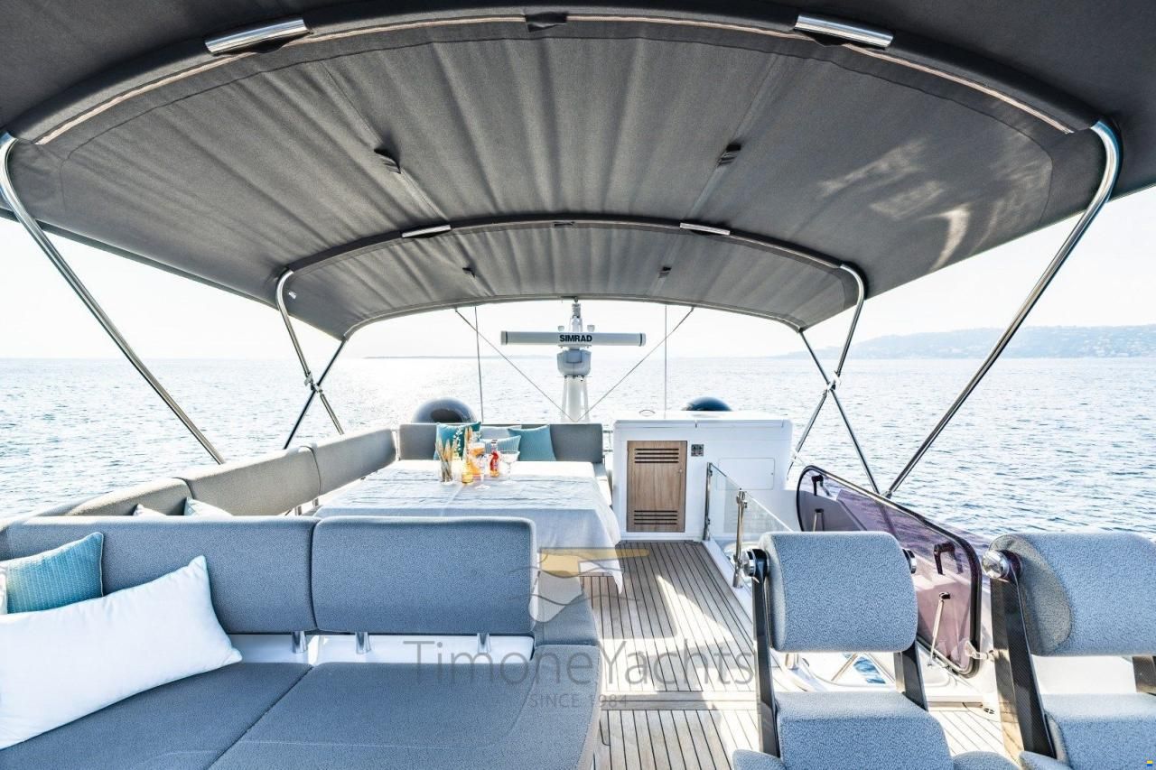 Sunseeker 74 Sport Yacht