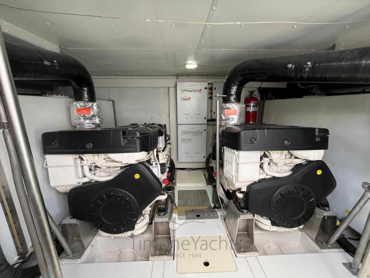 Azimut Magellano 66