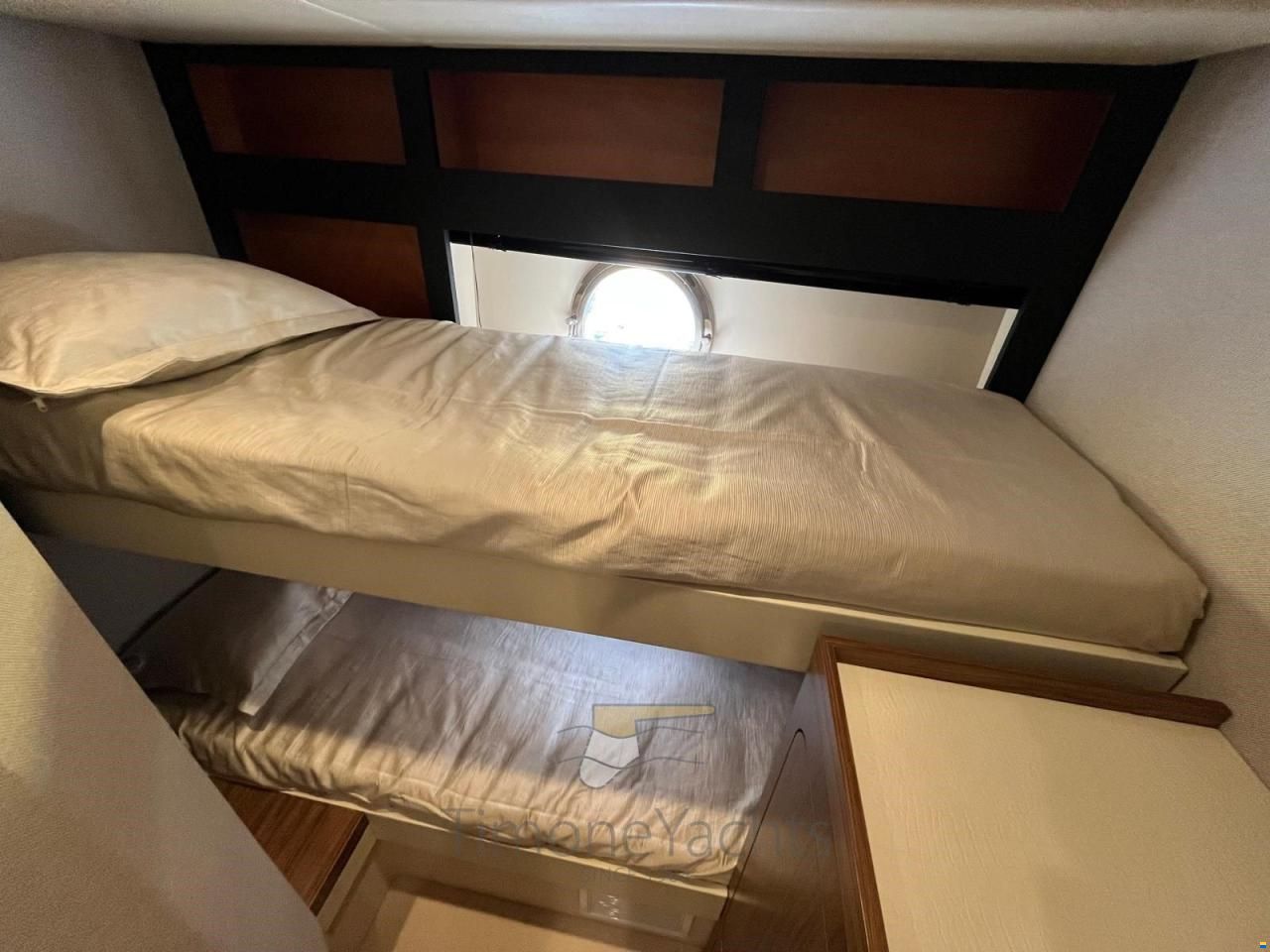Azimut Magellano 66