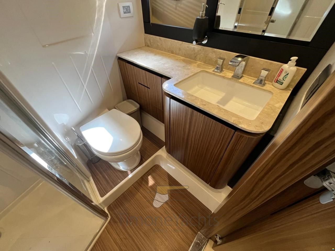 Azimut Magellano 66
