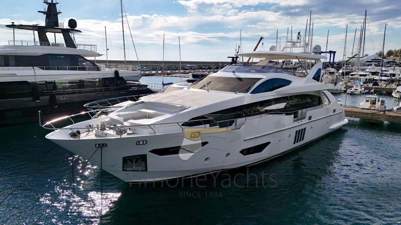 Azimut 95 RPH