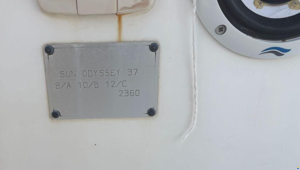 Jeanneau Sun Odyssey 37