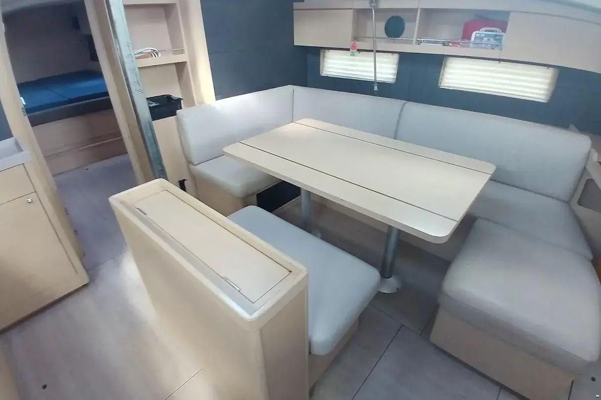 Beneteau Oceanis 46.1