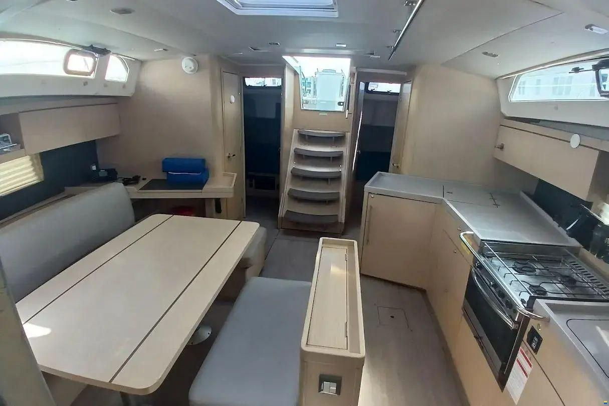 Beneteau Oceanis 46.1