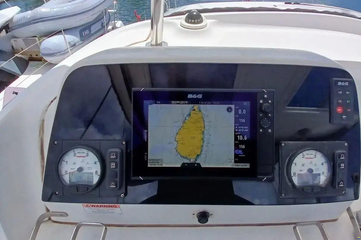 Lagoon 42
