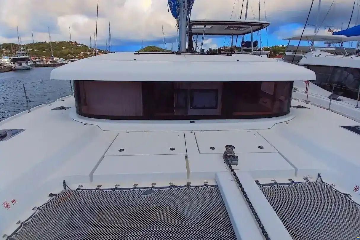 Lagoon 42