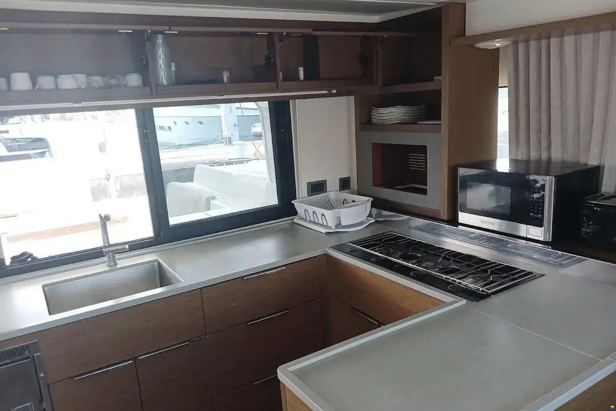 Lagoon 46