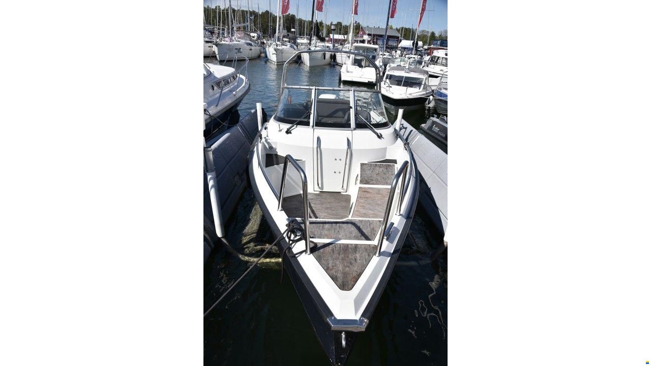 XO Boats 240 RS OPEN