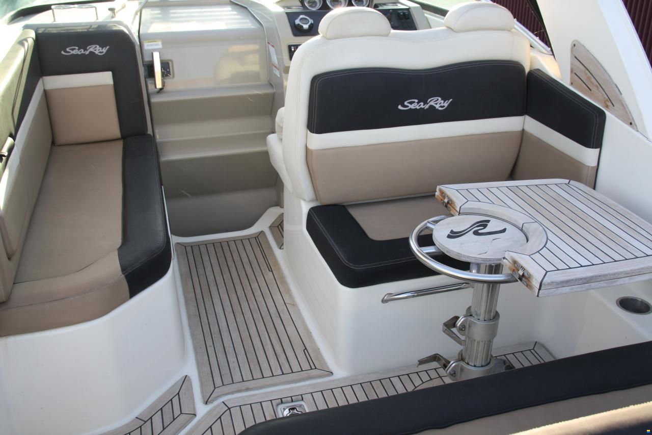 Sea Ray 265 Sundancer