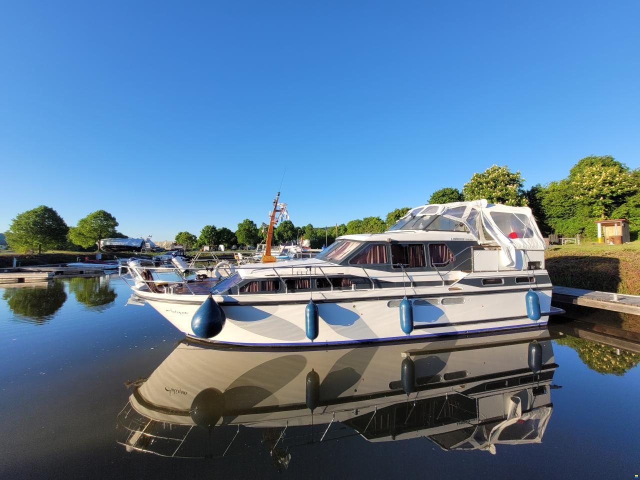 Linssen 402SX
