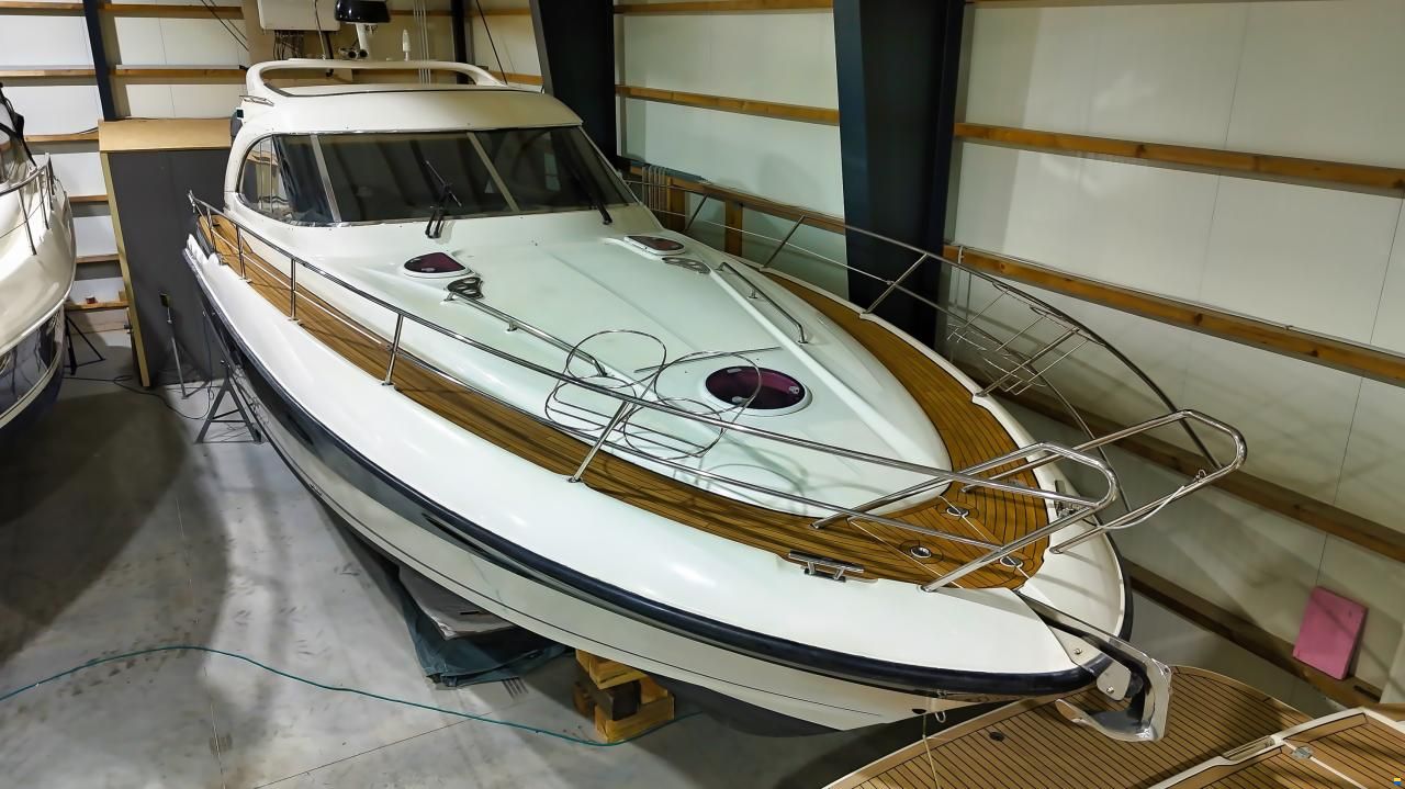 Bavaria 37 HT Hardtop